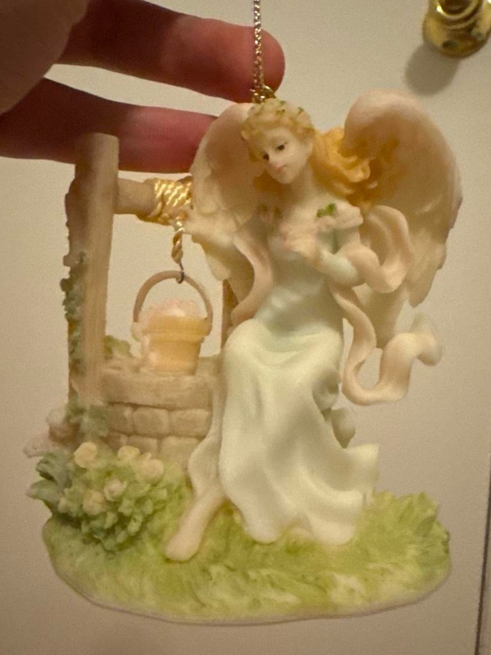 Seraphim Classics Phoebe “Heart’s Content” Renewal Ornament